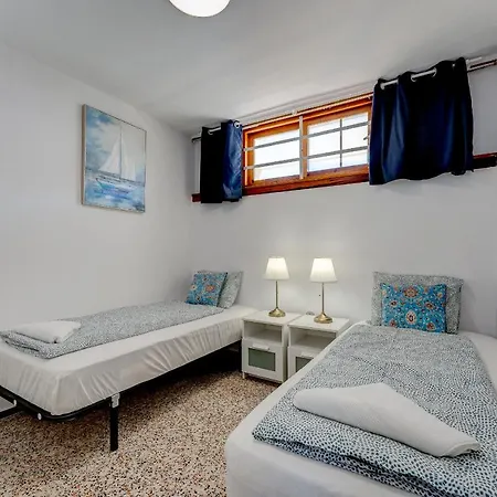 Cristianos Achacay Bluesky Apartamento