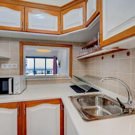 Cristianos Achacay Bluesky Apartamento *