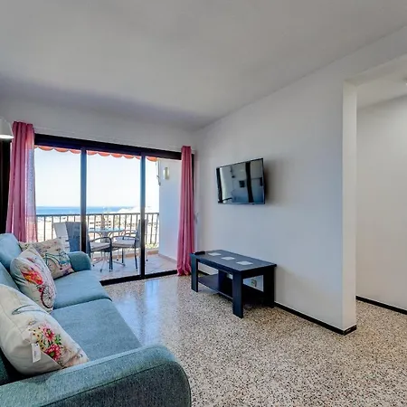 Cristianos Achacay Bluesky Apartament