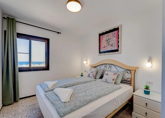 Cristianos Achacay Bluesky